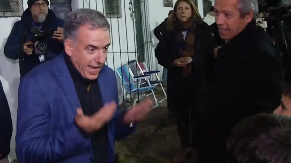 “Presidente, ¿me hace el six seven?”: el meme viral al que se sumó Orsi ante el pedido de un niño