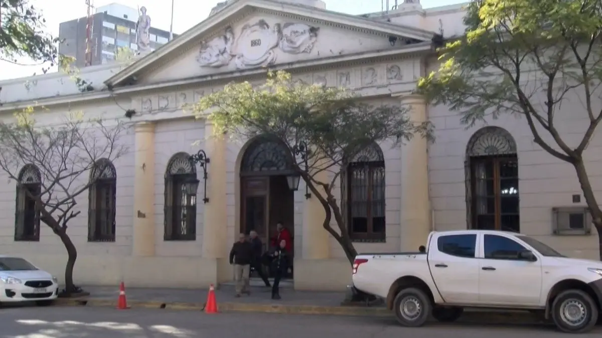Investigan la muerte de un hombre de 70 años en Paysandú: el cuerpo tiene heridas visibles