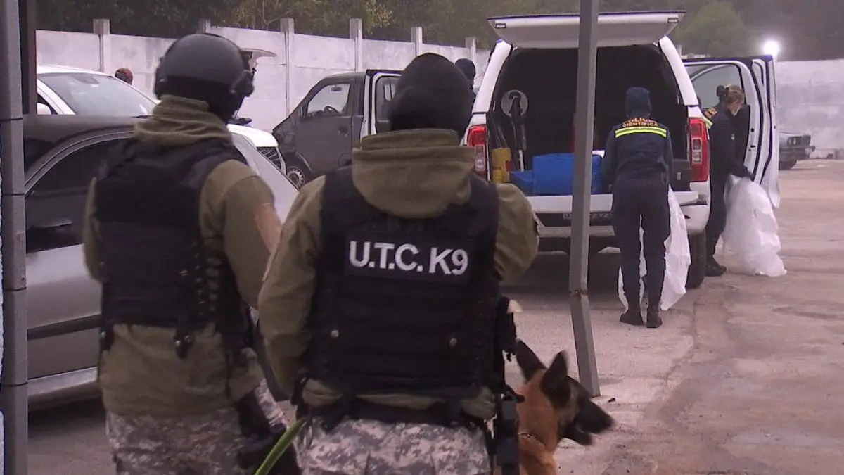 Allanamiento por balaceras y homicidios en Marconi y Plácido Ellauri: incautaron armas, drogas y detuvieron a un hombre