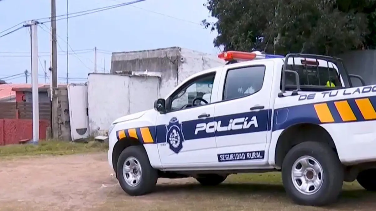 Atacaron a balazos vivienda y camioneta en la que dormían dos personas, en la zona de Colón