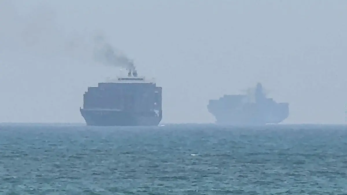 Irán responde a los ataques de Estados Unidos con ofensivas en el Golfo y el cierre de Ormuz