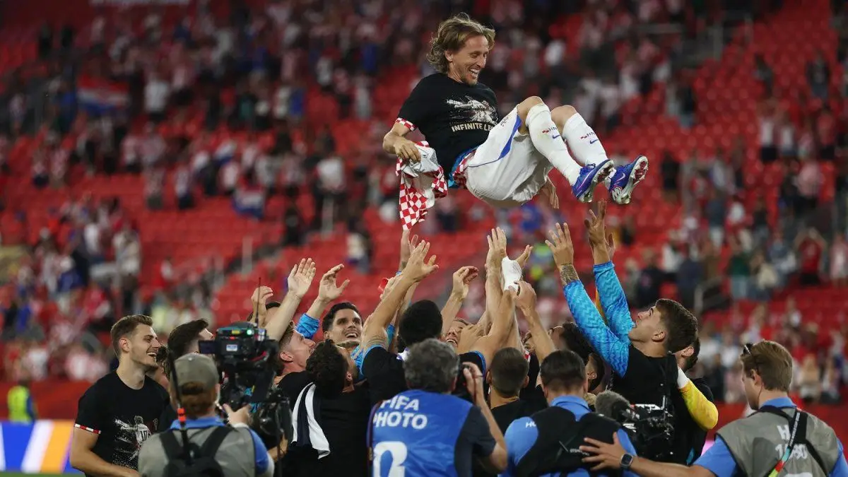 “Hemos muerto con la botas puestas”, dice el entrenador de la eliminada Panamá tras caer ante Croacia en el Mundial