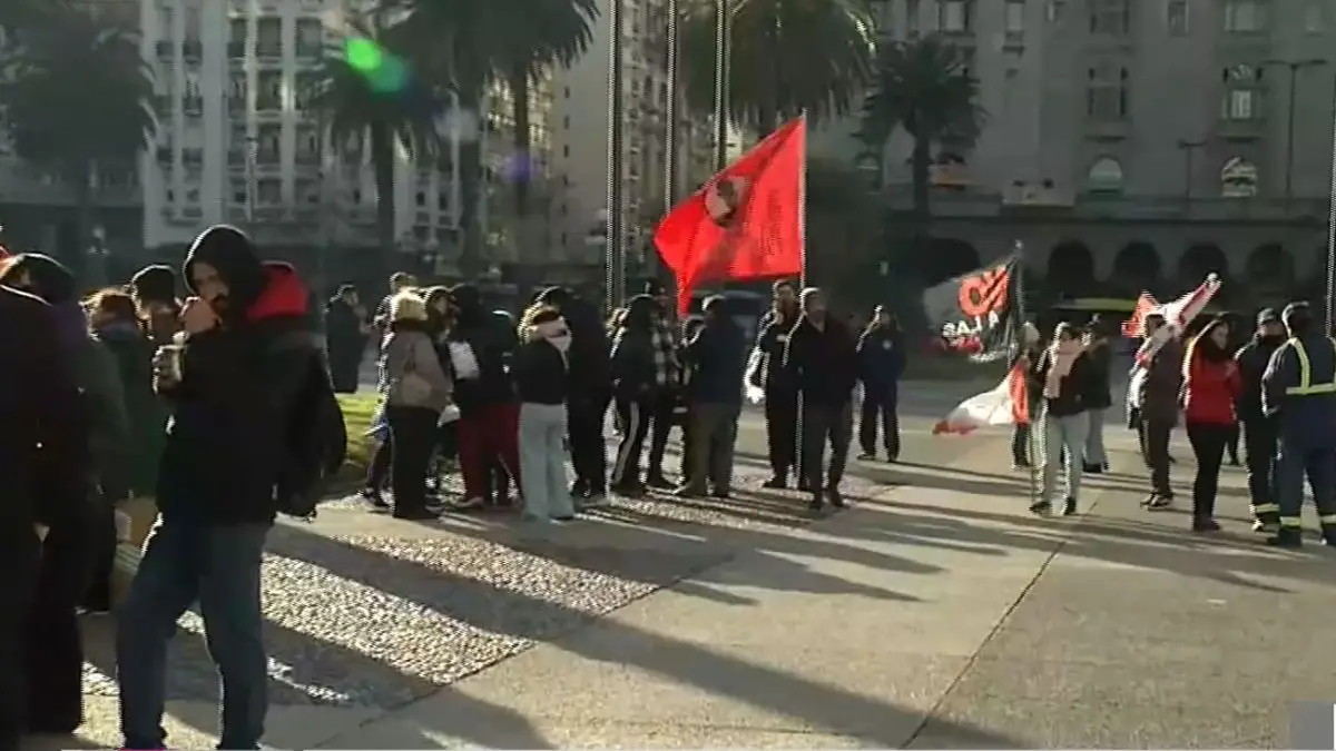 Cortes y desvíos de tránsito en el Centro por paro y movilización de los sindicatos de empresas públicas