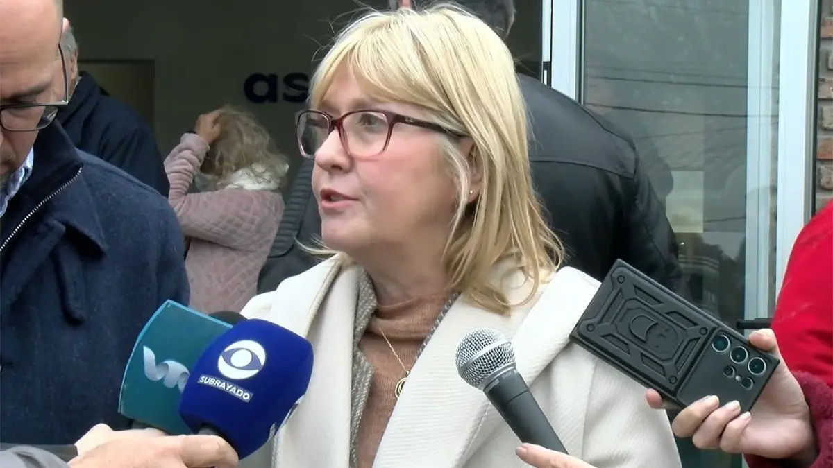 Lustemberg sobre meningitis: “Todavía no estamos en una situación de brote, pero sí le estamos dando vigilancia cercana”