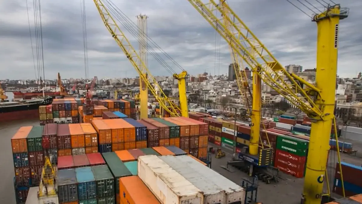 Continúa el conflicto en Terminal Cuenca del Plata: la medida de paro se extiende hasta la hora 07.00 de este lunes