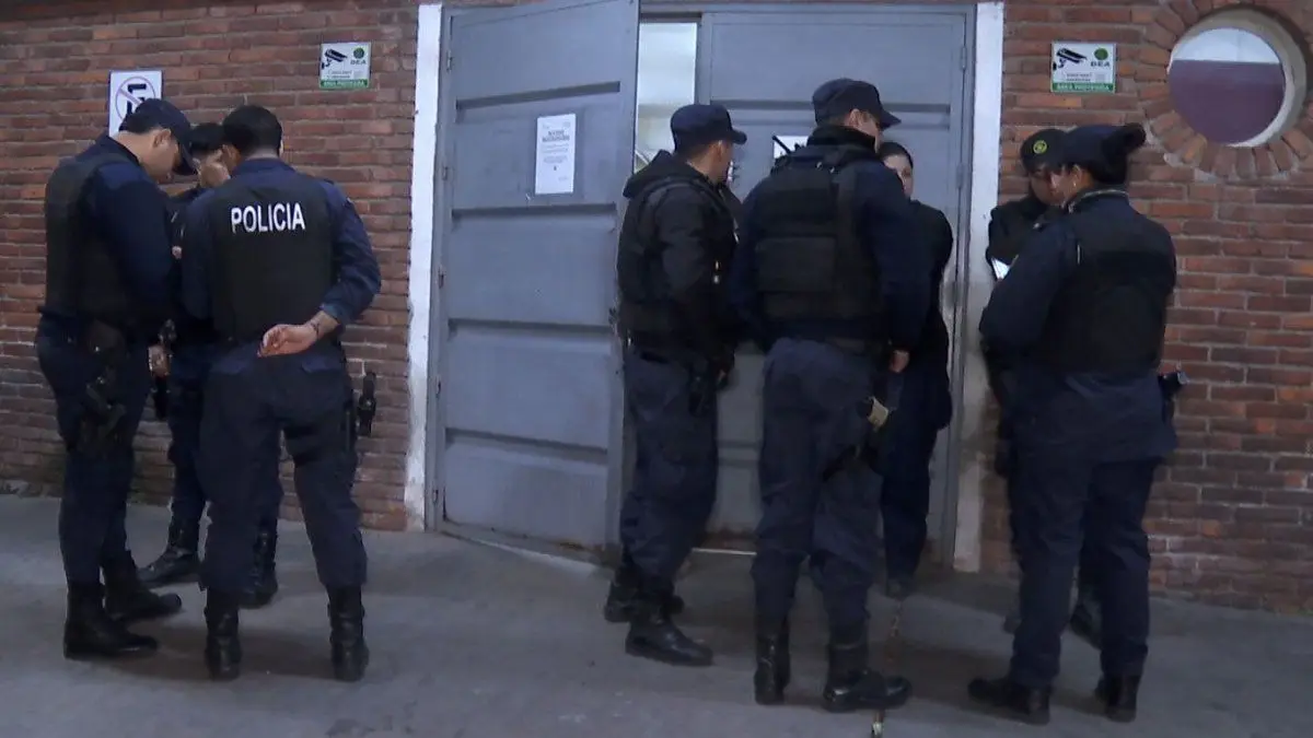 Hubo un allanamiento y hay un detenido por el caso de la niña de tres años que fue herida de bala el miércoles