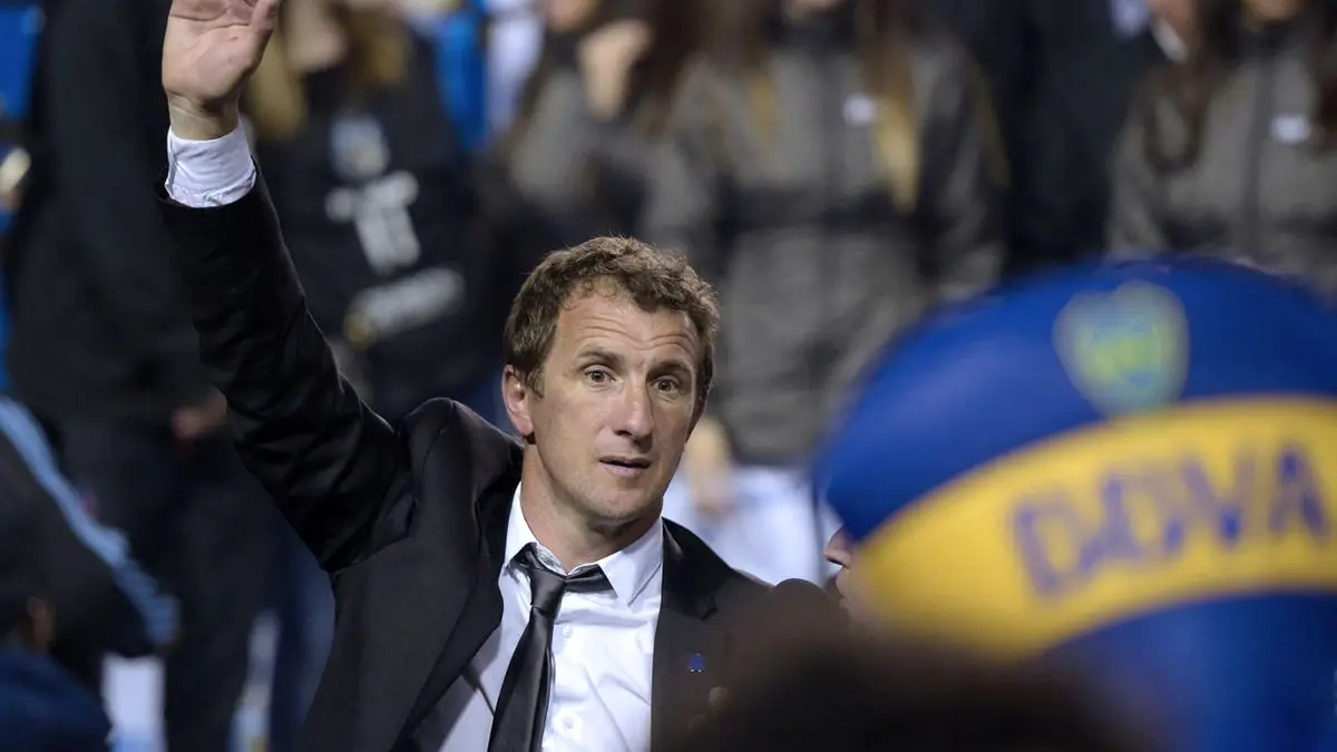 Boca Juniors oficializa el regreso del Vasco Arruabarrena como director técnico