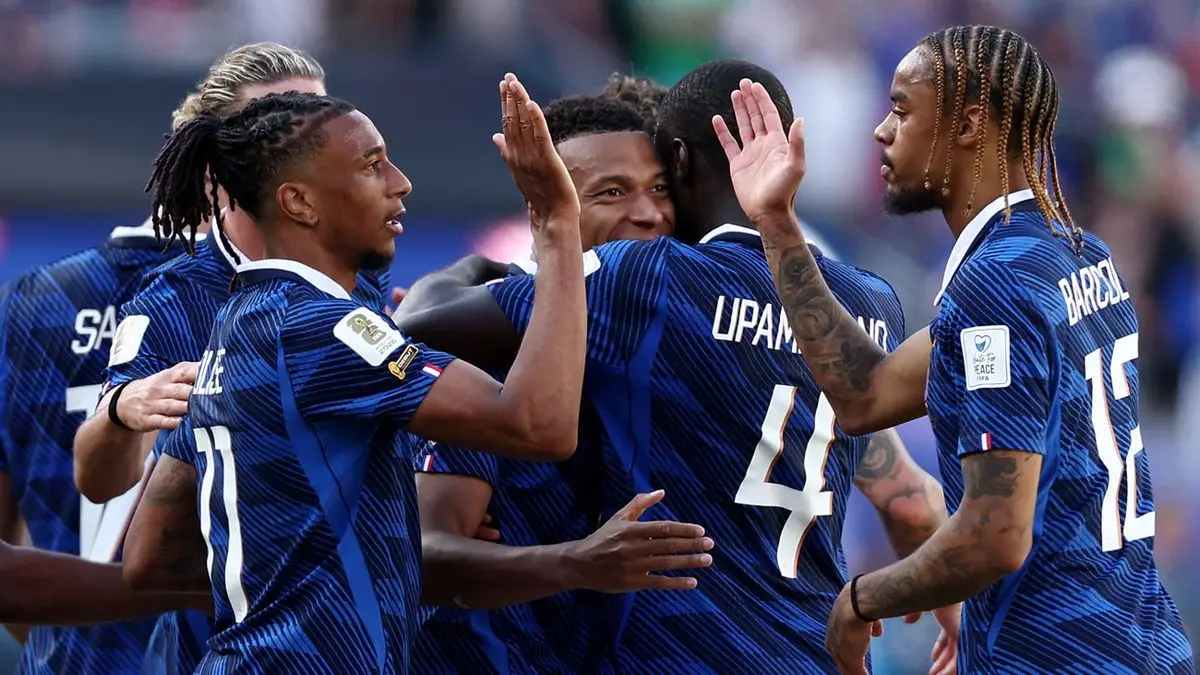 Con doblete de Mbappé, Francia venció 3-1 a Senegal en su debut en el Mundial