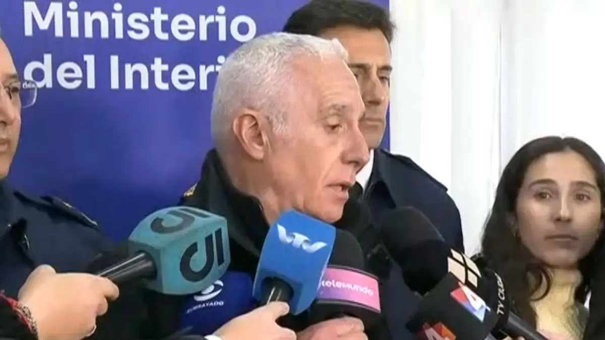 “Un enfrentamiento entre clanes”, dijo Negro sobre homicidio quíntuple y habló de “reestructura” de la Jefatura de Montevideo