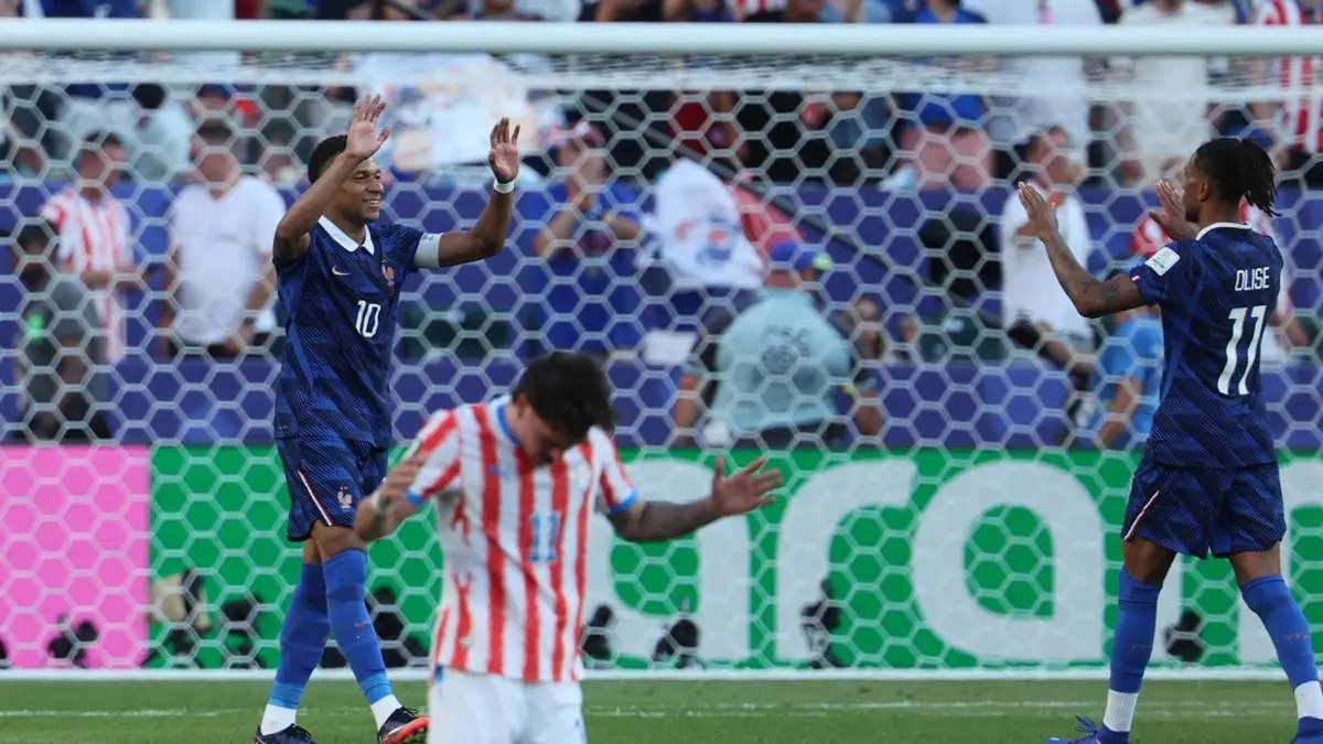 Está definido el primer partido de cuartos de final: Francia le ganó a Paraguay 1 a 0 y juega contra Marruecos