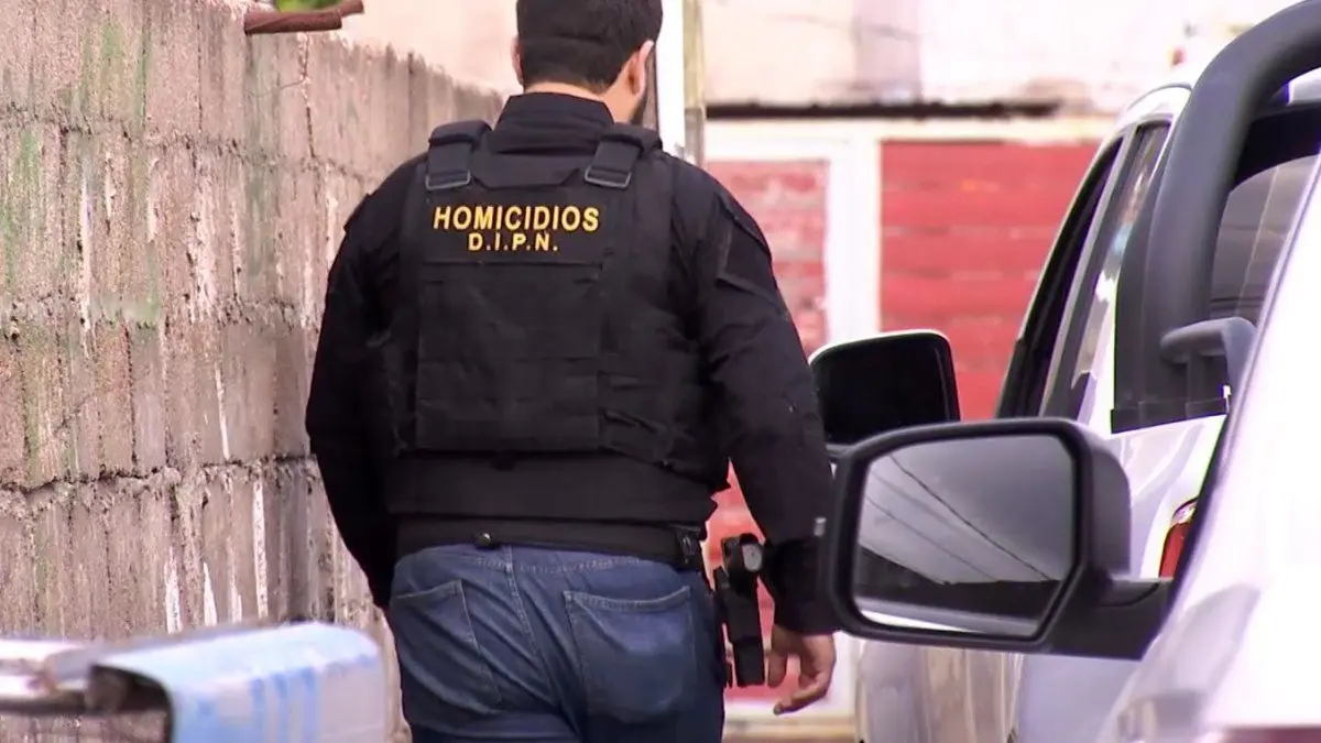 Allanamientos por homicidio terminaron con dos detenidos y más de 300 envoltorios de droga incautados