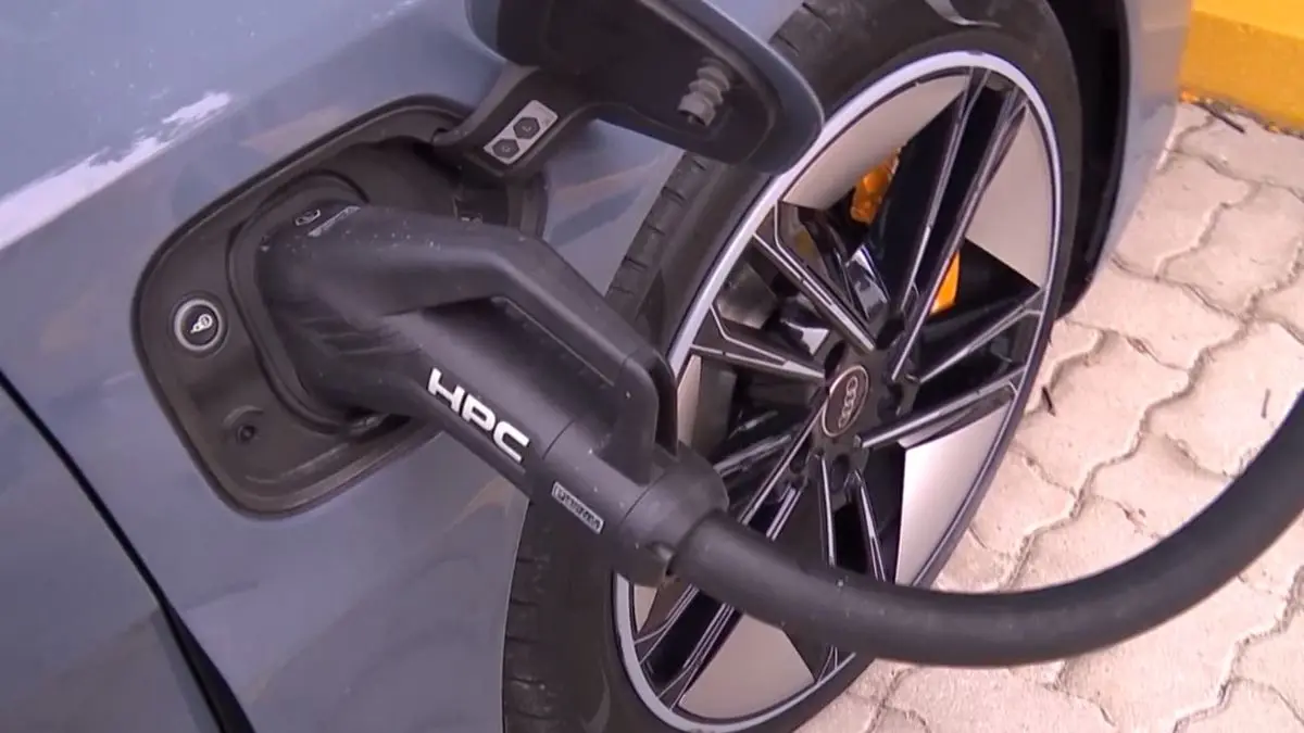 Pagarán Imesi los vehículos eléctricos con un precio aproximado de venta al público por encima de 30.000 dólares
