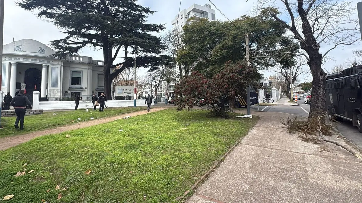 Operaron al policía herido durante la rapiña en un residencial: está “grave, pero estable”, informó Interior