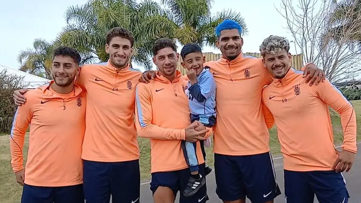Giovanni tiene una enfermedad rara y única en Uruguay; necesita colaboración para ser atendido en Estados Unidos