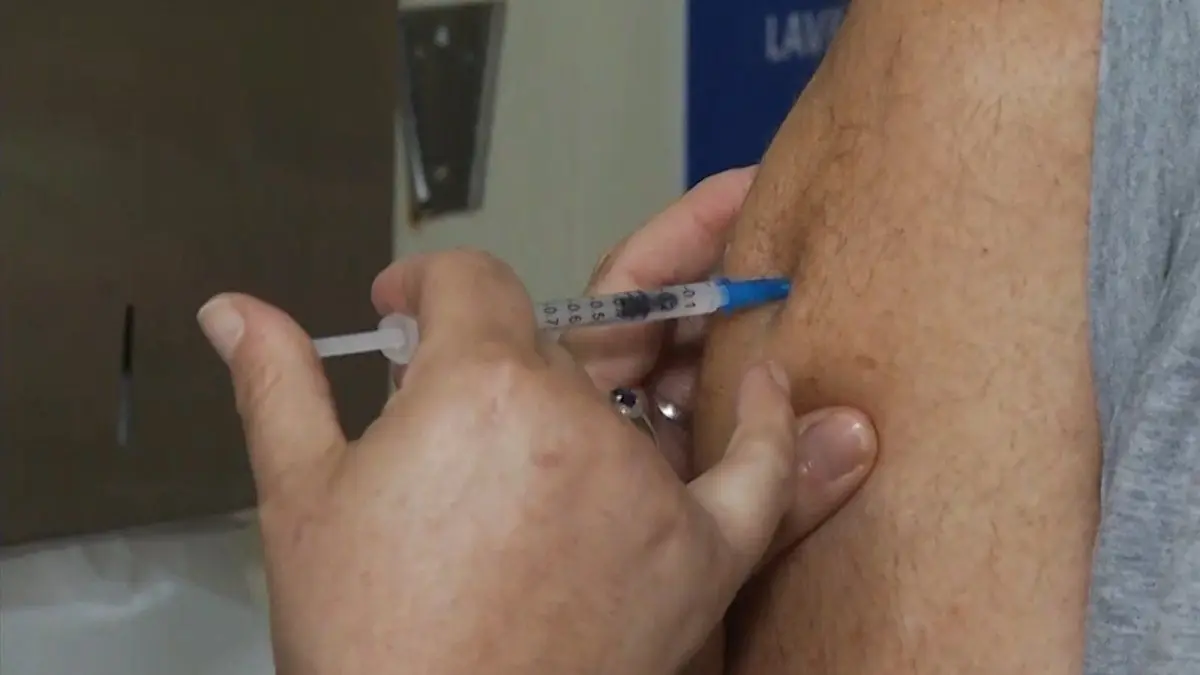 MSP emitió ordenanza que permite que profesionales de la salud suministren vacunas