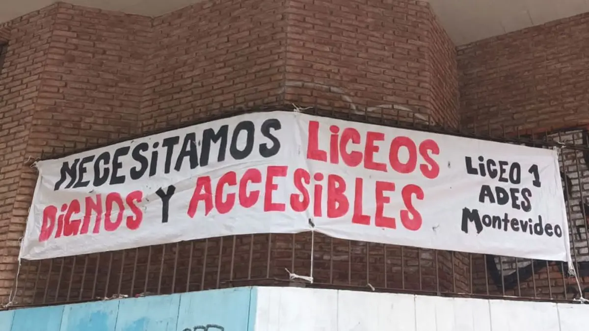 Sindicato de profesores convoca a paro de 24 horas el jueves en los liceos de Montevideo