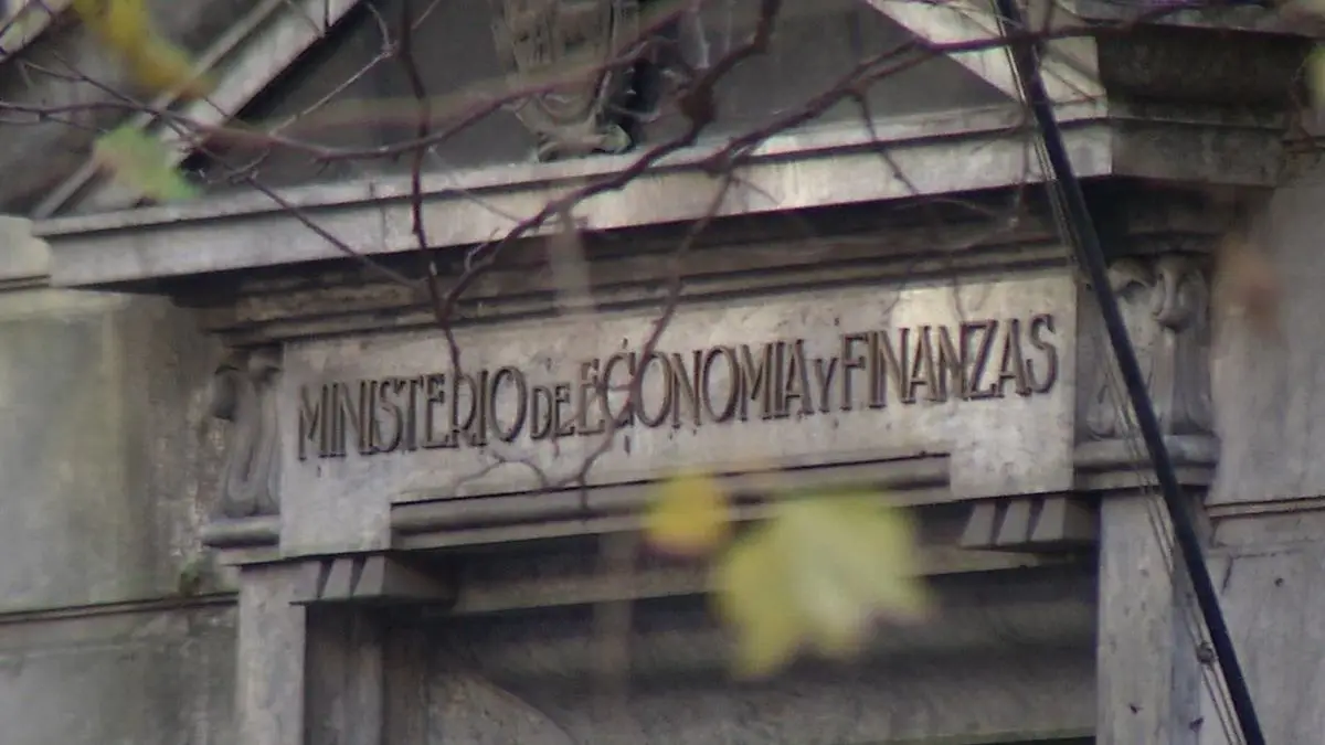 El Ministerio de Economía y la OPP anuncian que las AFAP quedarán como administradoras de cuentas previsionales