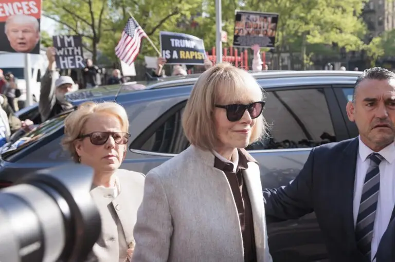 Corte Suprema de EE.UU. confirma fallo por agresión sexual y Trump deberá pagar USD 5 millones a E. Jean Carroll