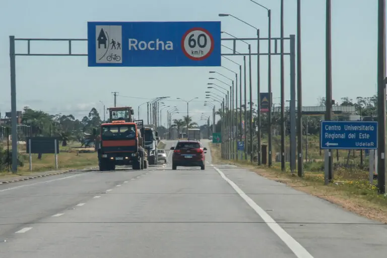Mujer de 51 años está internada tras ser atacada a tiros en su casa en Rocha; Policía detuvo a un hombre