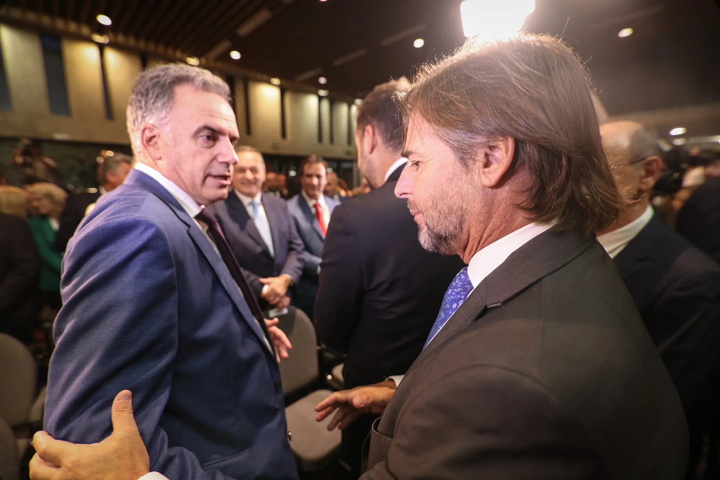Críticas a la gestión y comunicación del gobierno de Orsi