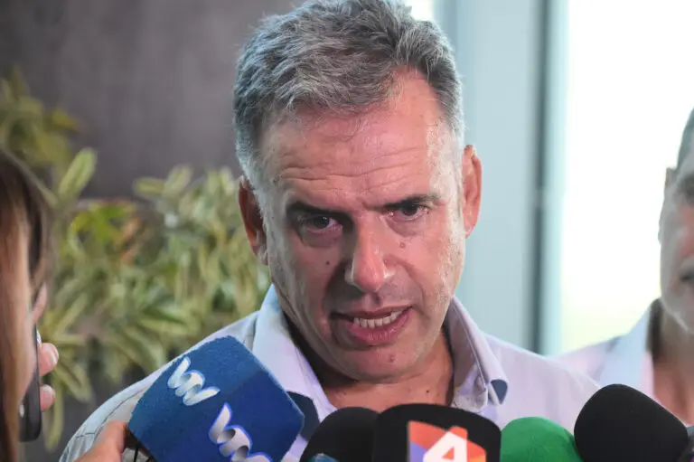 Orsi sobre el uso de blindados del Ejército para patrullaje: 'Tenemos que ver cuál es la mejor forma jurídica de resolver, pero lo vamos a resolver'