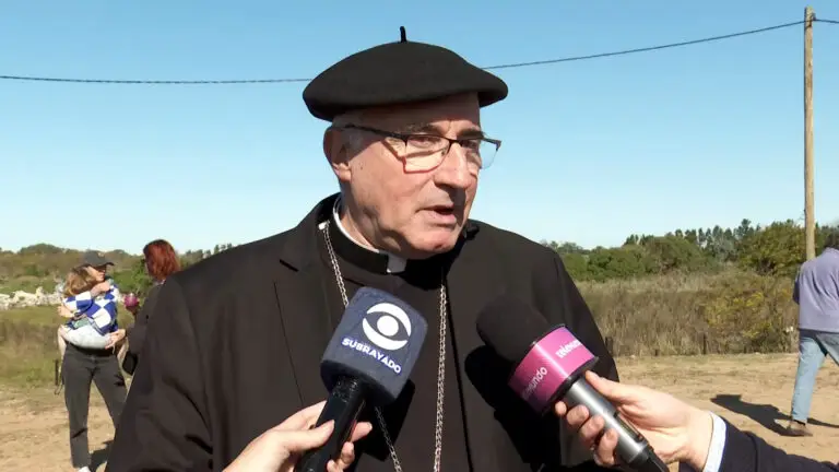 'Todo indica que en noviembre tendremos al papa entre nosotros', dijo Sturla