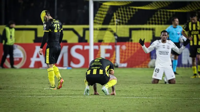 Peñarol eliminado de la Copa Libertadores, consiguió tres puntos de 15 y ahora buscará su primer triunfo para acceder a la Sudamericana