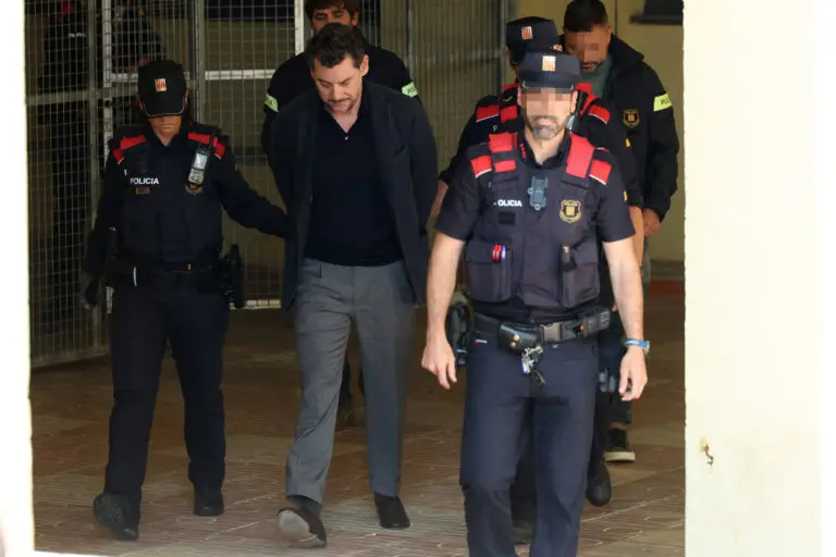 'Al duelo se ha sumado el tener que convivir con la más grave e infundada acusación', dijo hijo del fundador de Mango, acusado de parricidio