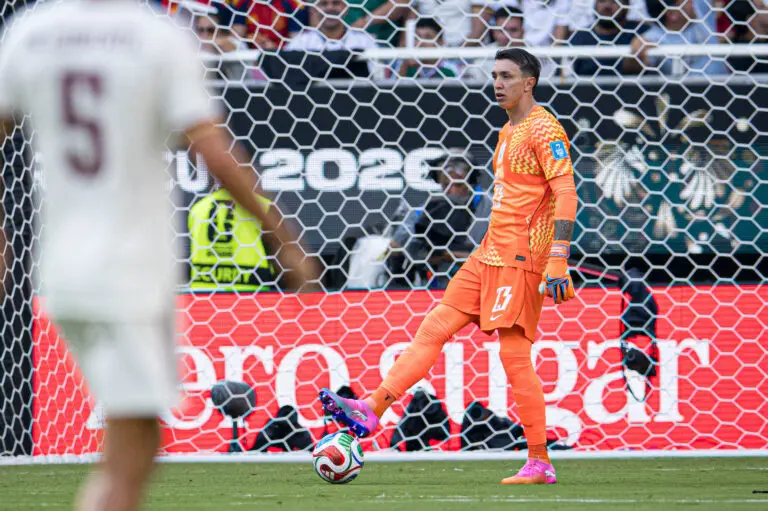 'Las cosas no salieron como pensábamos, pero tampoco hay que responsabilizar a Muslera', dijo Jorge Giordano