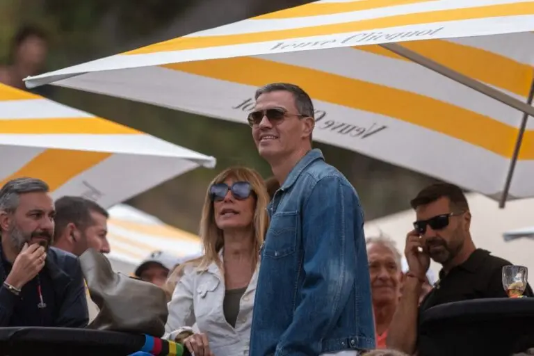 Pedro Sánchez negó 'corrupción generalizada' en su gobierno y dijo que medidas judiciales contra su esposa 'sobrepasan límites de lo razonable'