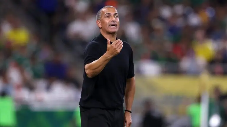 Despidieron al entrenador de Túnez tras la derrota 5 a 1 contra Suecia en el debut mundialista