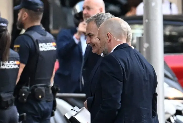 'Se me acusa de muy graves delitos que no he cometido', dijo el expresidente Zapatero tras comparecer ante la Justicia española