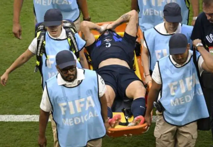 Manuel Ugarte fue operado con éxito de su lesión de ligamentos en la rodilla y ya comenzó el proceso de recuperación