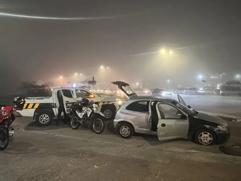 Persecución policial y tiroteo en Carrasco culminó con un delincuente detenido tras el robo de un auto