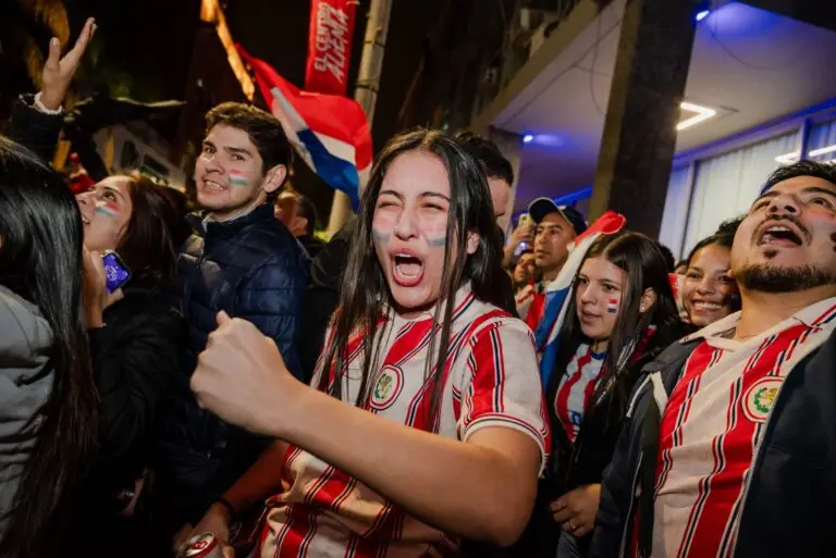 '¡Paraguay nunca se rinde!': presidente paraguayo decretó feriado nacional tras ganarle a Alemania y avanzar a octavos del Mundial