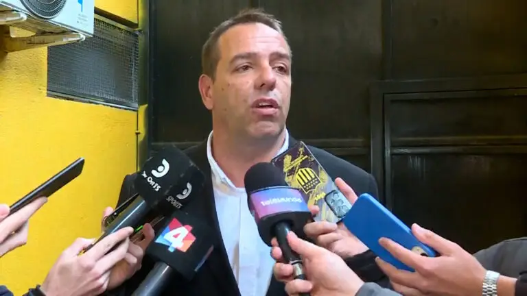 Ruglio confirmó continuidad de Aguirre pero agregó: 'Queremos estar arriba de alguna de las contrataciones'