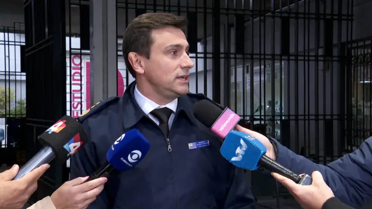 Operativo que terminó con adolescente abatido fue 'dentro de los protocolos' y ante 'evidencia' de que había armas, dijo jefe de Policía de Montevideo