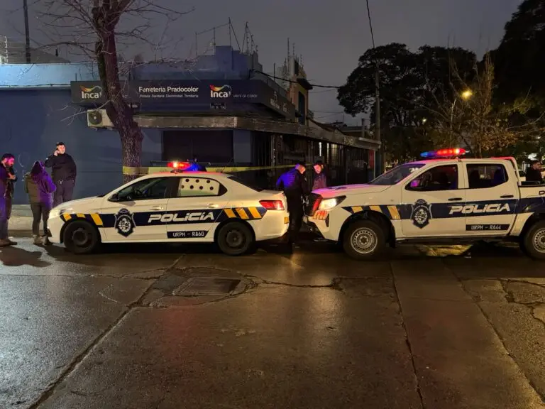 Investigan la muerte de un hombre que estaba durmiendo en la calle en la zona del Prado