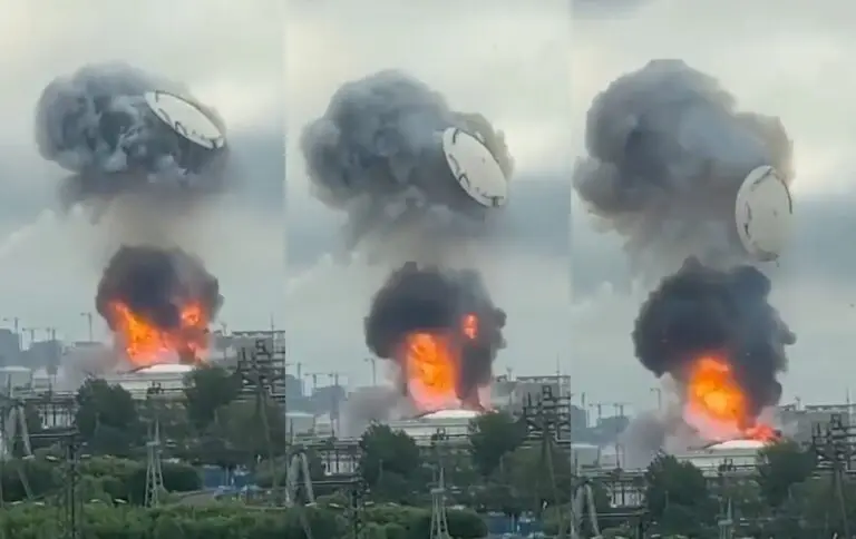 Video: enorme tapa metálica de una refinería de Moscú voló por los aires tras ataque ucraniano
