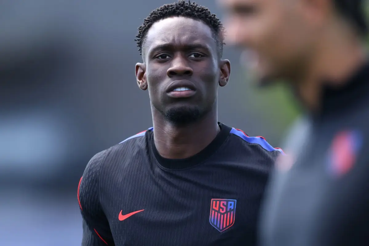 Sorpresa en el Mundial: la FIFA deja "en suspenso" la sanción a Balogun y jugará los octavos con Estados Unidos