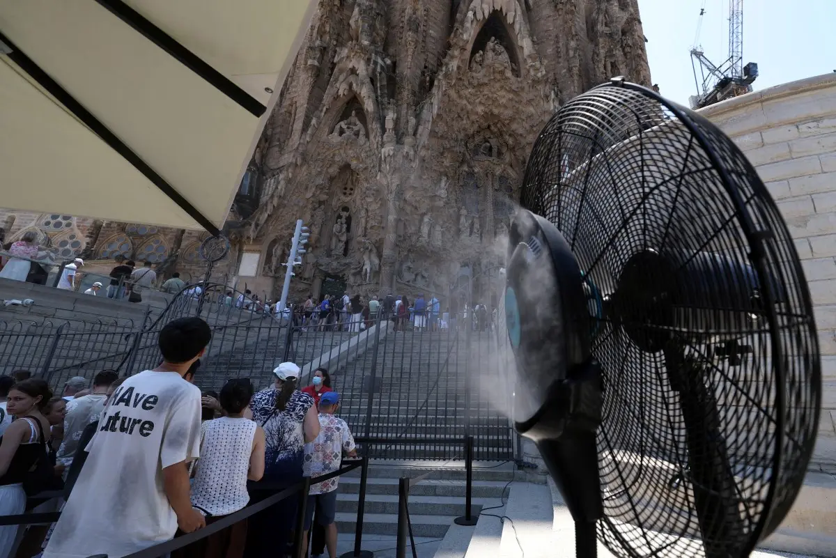 Histórico calor en Barcelona: la ciudad alcanzó los 40,7 °C, la máxima desde que hay registros
