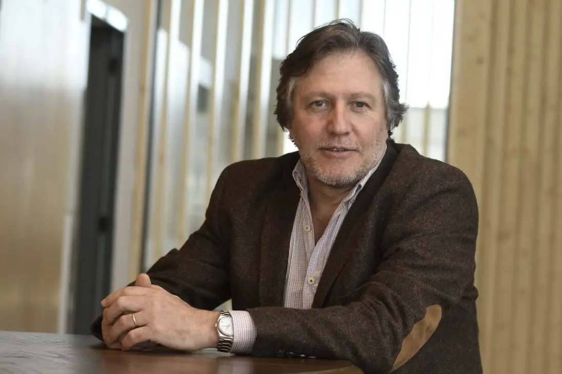 El médico Carlos Batthyány fue designado como el nuevo rector de la UTEC; "confiamos en su capacidad y compromiso", dijo Mahía