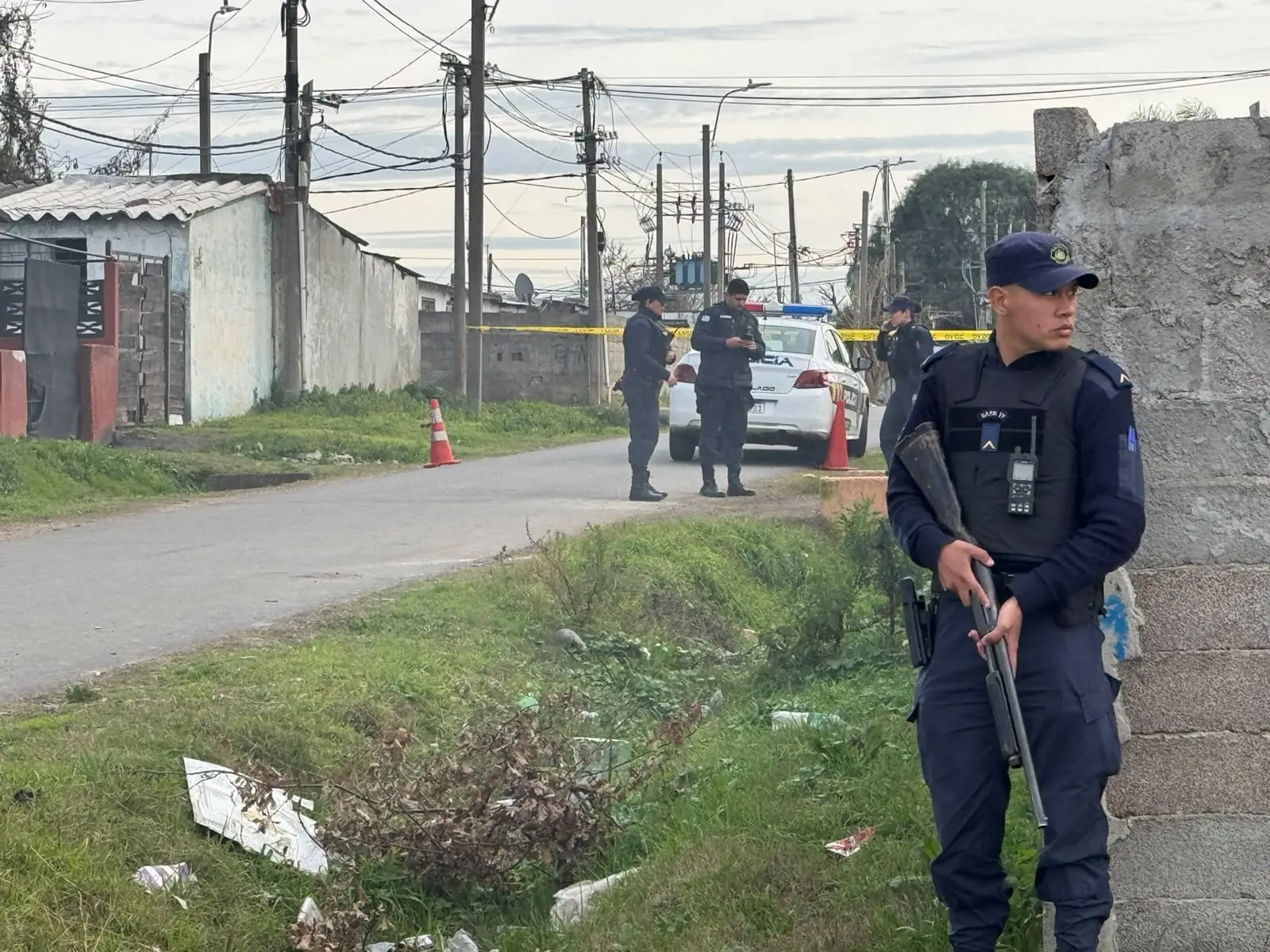Dos hermanos fueron atacados a tiros en el barrio Conciliación: uno fue asesinado y el otro tiene un disparo en el cuello