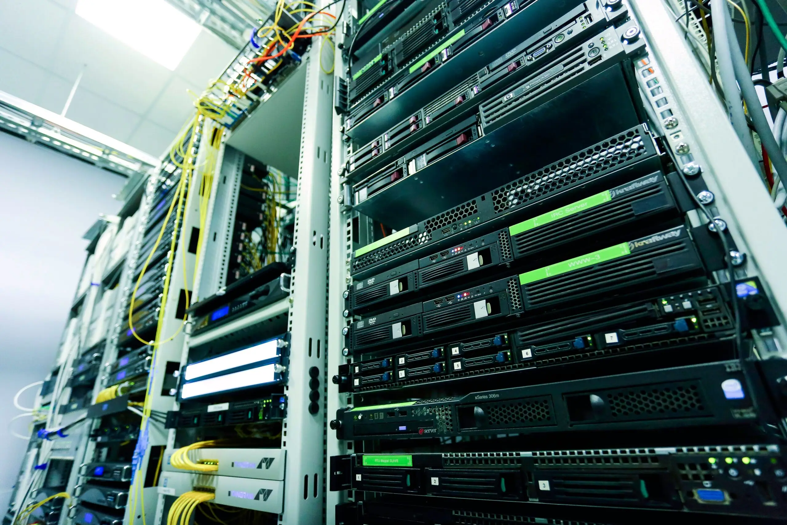 Gobierno trabaja en "una estrategia para captar data centers en Uruguay": "Soy bastante optimista", dijo Sánchez sobre nuevas inversiones